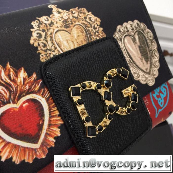 ドルチェ＆ガッバーナ夏らしい爽やかさ  Dolce&Gabbana オシャレな印象に  レディースバッグ 2019春夏も引き続き人気セール