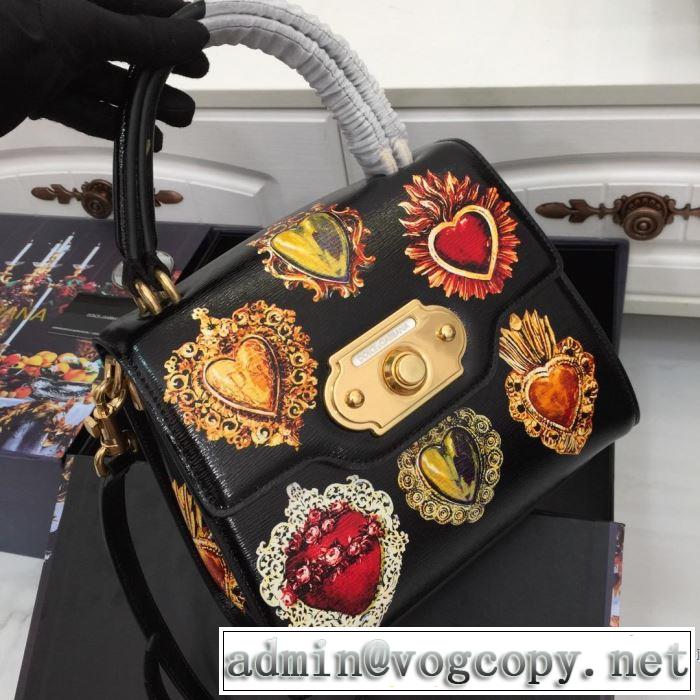 多色選択可 オシャレ印象で人気の高い ドルチェ＆ガッバーナ 春夏らしい華やか Dolce&Gabbana  2019即旬な装いに レディースバッグ