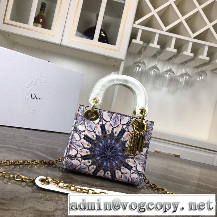ディオール DIOR ハンドバッグ 2019年春夏のトレンドアイテム 春夏シンプルファッションでOK！