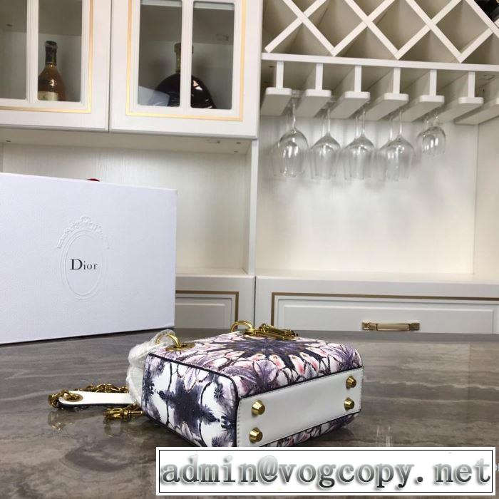 ディオール DIOR ハンドバッグ 2019年春夏のトレンドアイテム 春夏シンプルファッションでOK！