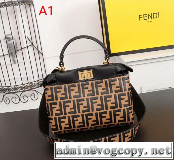 2019春夏も引き続きトレンド 春夏の流行りトップス フェンディ FENDI ハンドバッグ  2色可選