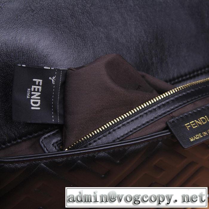 着回し力も抜群です！ フェンディ FENDI 《2019年》今、注目のストリート  レディースバッグ 多色選択可 素敵なスタイルで夏の定番