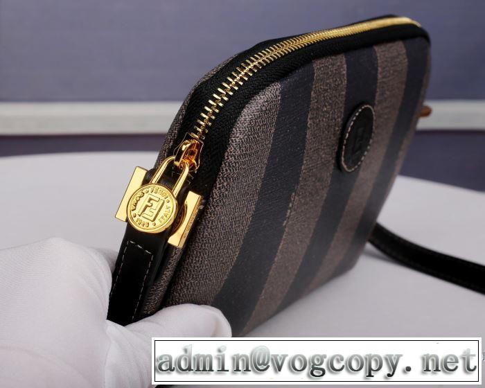 新しい斬新なスタイル フェンディ爽やかさ FENDI 馴染みやすいスタイル美品  レディースバッグ 一気にトレンド感満載な着こなし