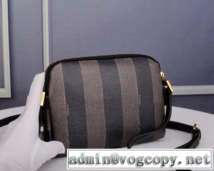 新しい斬新なスタイル フェンディ爽やかさ FENDI 馴染みやすいスタイル美品  レディースバッグ 一気にトレンド感満載な着こなし