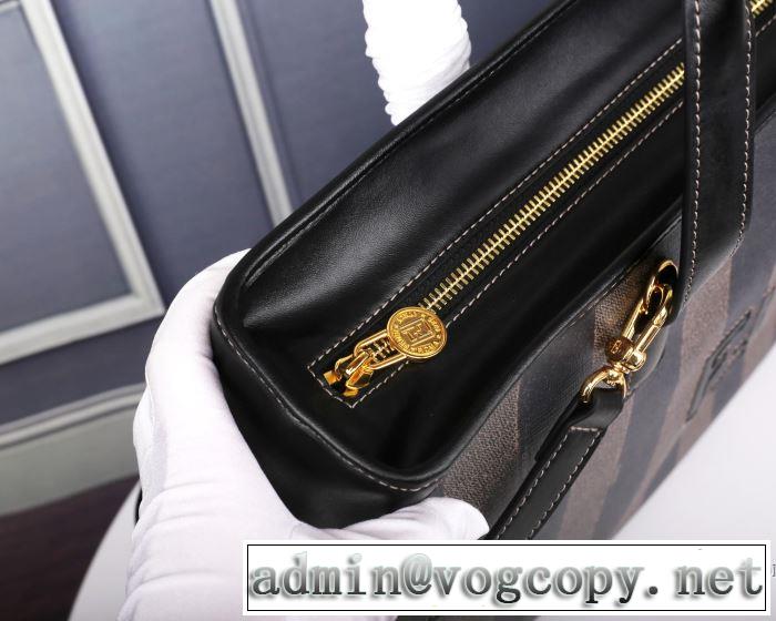 最も目立ったブランド新品 フェンディ 知的な雰囲気夏着物 FENDI  レディースバッグ 2019夏色っぽさ オシャレアイテム