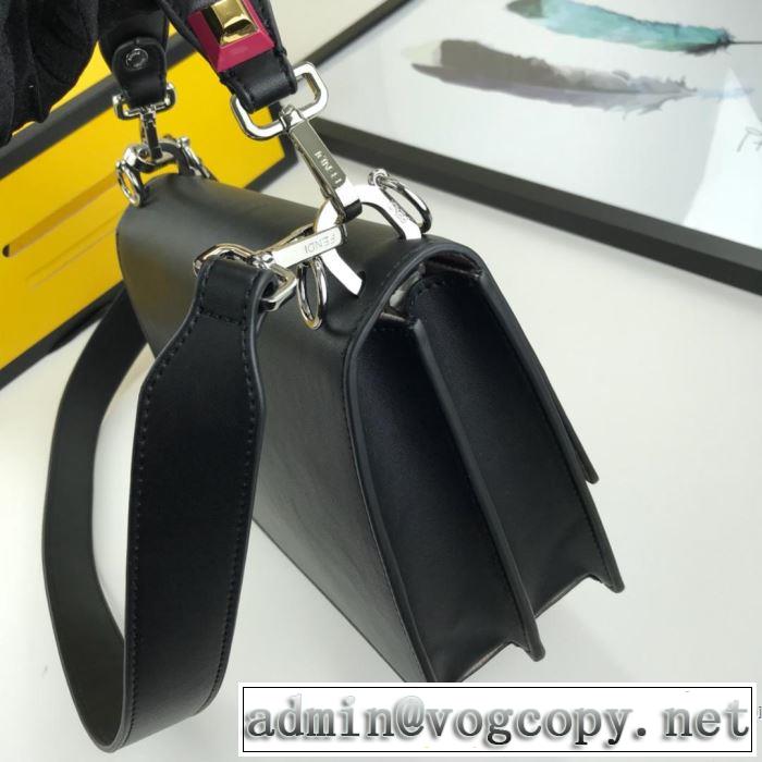 スタイルUPして着こなす フェンディおしゃれな大人の着こなし FENDI  レディースバッグ 2019年春夏のトレンドアイテム 多色選択可