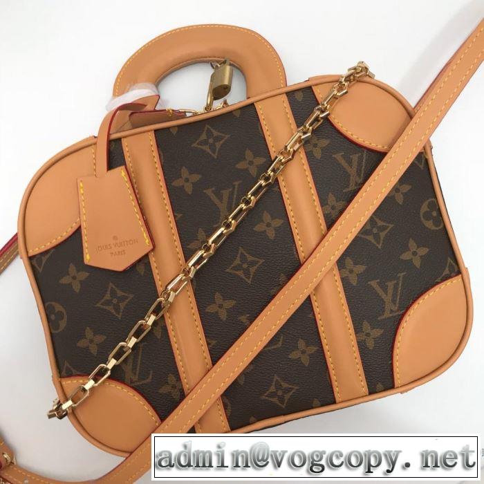 レディースバッグ 夏の大人カジュアルスタイル ルイ ヴィトン 2019年最新ファッション LOUIS VUITTON リラックススタイルが実現