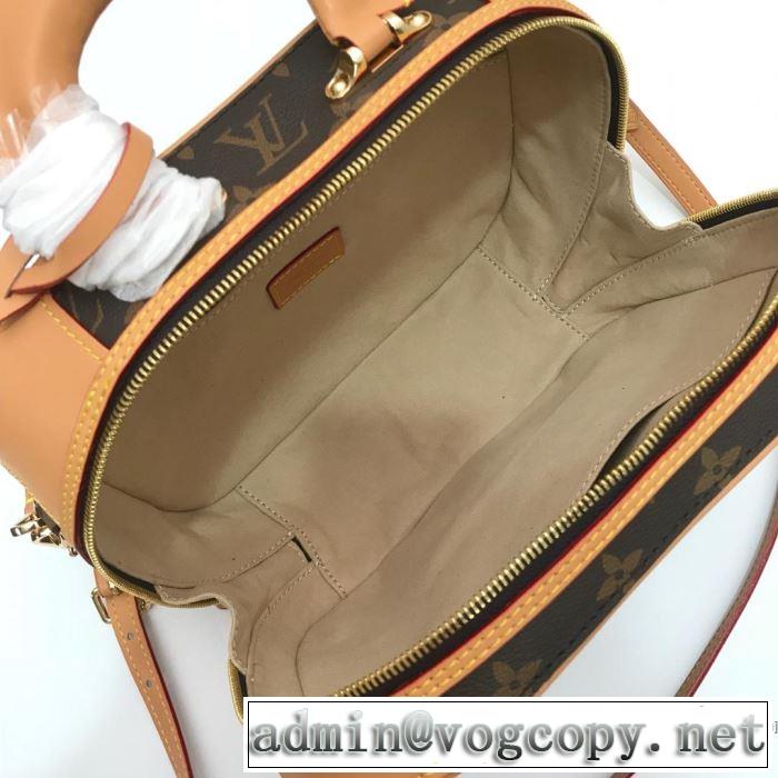 レディースバッグ 夏の大人カジュアルスタイル ルイ ヴィトン 2019年最新ファッション LOUIS VUITTON リラックススタイルが実現