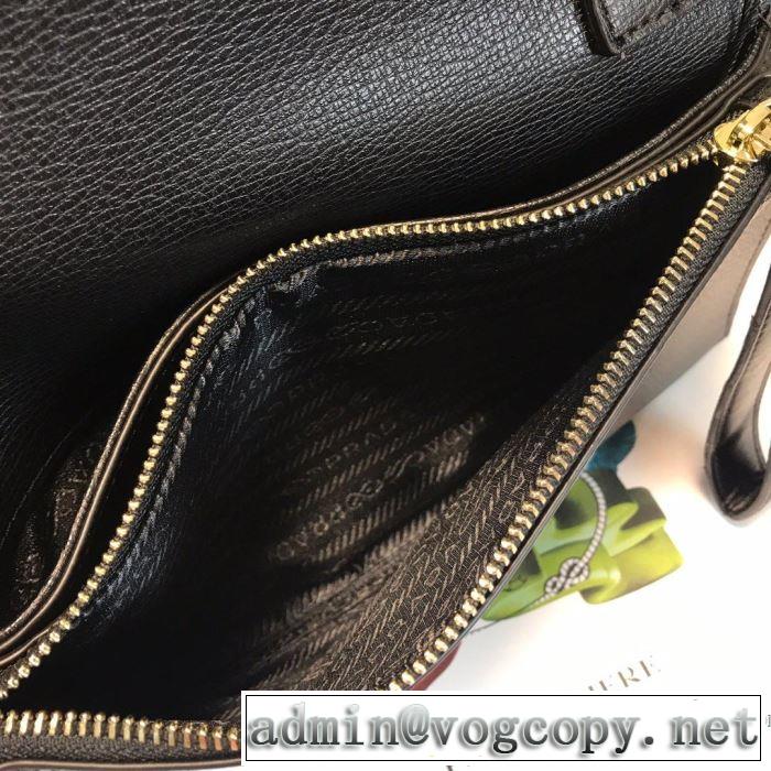 今年春夏ファション流行り プラダ PRADA 斜め掛けバッグ 4色可選 2019春夏も引き続きトレンド