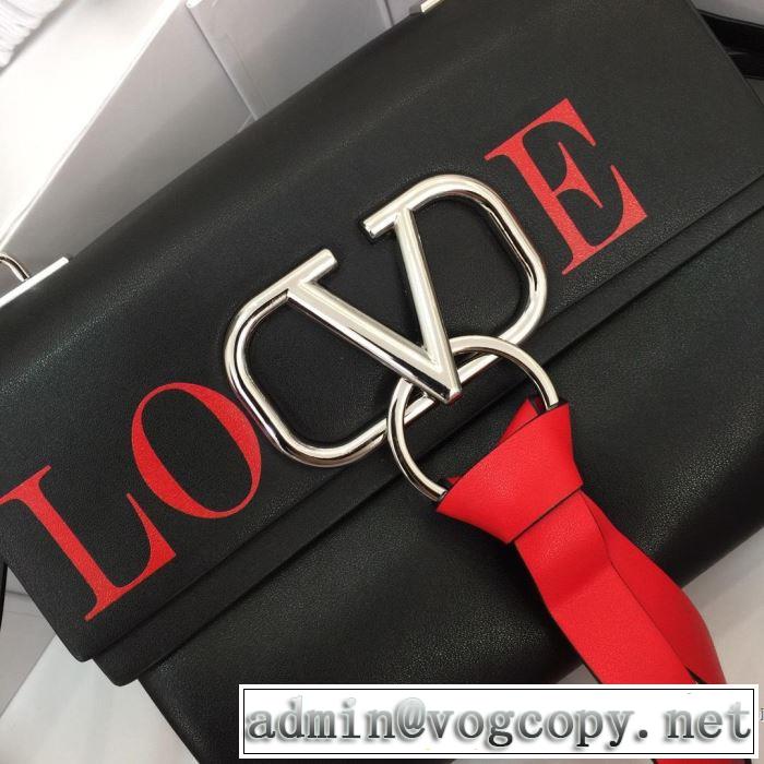 多色選択可 トレンド感があって涼しげ ヴァレンティノ VALENTINO 夏ファッションのおすすめ レディースバッグ