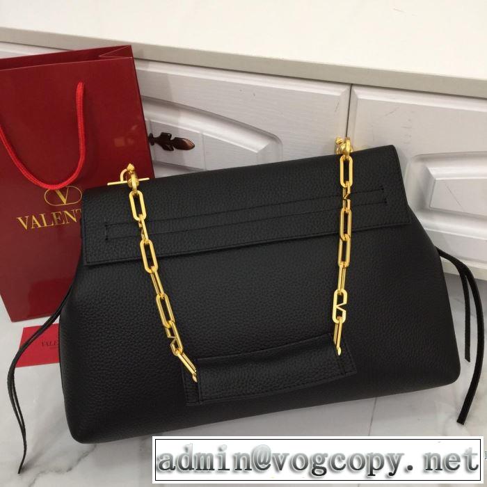 大人カジュアル夏ファッション2019ヴァレンティノ VALENTINO 大人の可愛さを引き立て 多色選択可 レディースバッグ