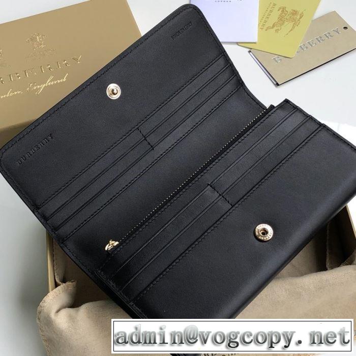 2019-20秋冬トレンドファッション バーバリー BURBERRY最新秋冬トレンドをチェック  財布/ウォレット秋冬流行りファション