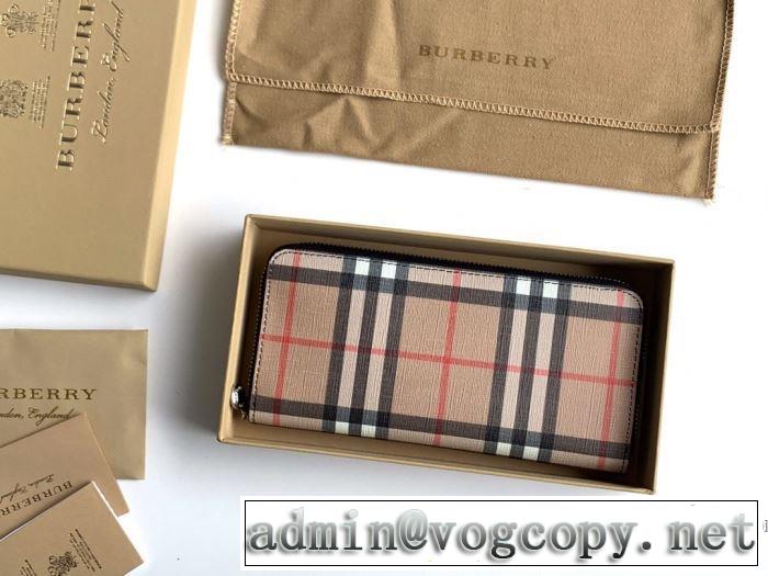 財布/ウォレット 最新秋冬トレンドをチェック！2019-20秋冬 バーバリー やっぱり優しい色 BURBERRY 絶対おさえるべきカラーと最新