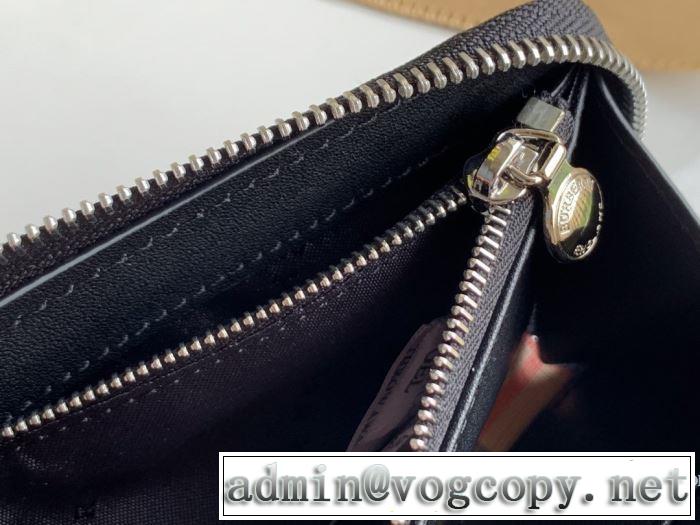 財布/ウォレット 最新秋冬トレンドをチェック！2019-20秋冬 バーバリー やっぱり優しい色 BURBERRY 絶対おさえるべきカラーと最新