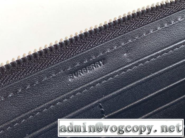 財布/ウォレット 最新秋冬トレンドをチェック！2019-20秋冬 バーバリー やっぱり優しい色 BURBERRY 絶対おさえるべきカラーと最新