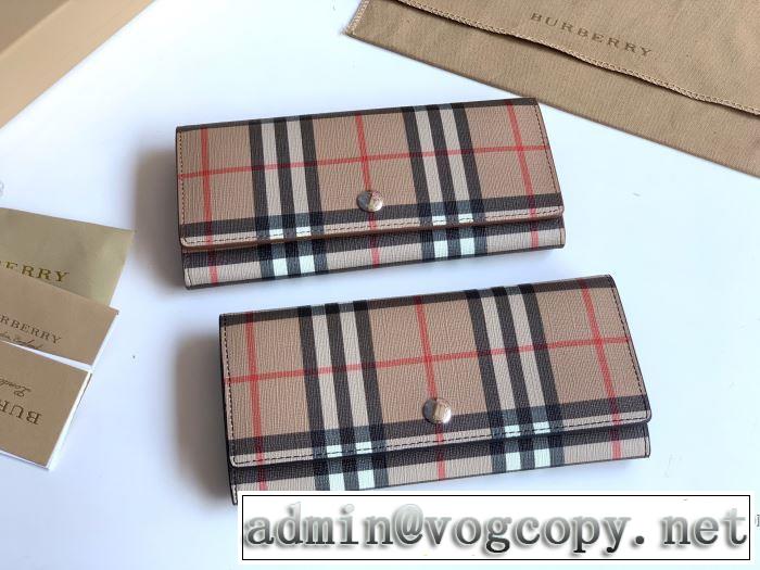 バーバリー 秋にこれがはやりそう BURBERRY【2019秋冬トレンド】押さえておきたい  財布/ウォレット サイズのよさを感じる新作