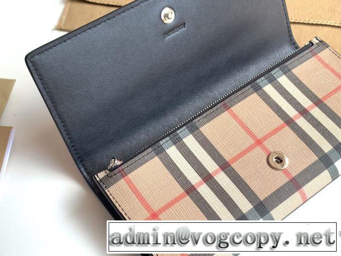 バーバリー 秋にこれがはやりそう BURBERRY【2019秋冬トレンド】押さえておきたい  財布/ウォレット サイズのよさを感じる新作