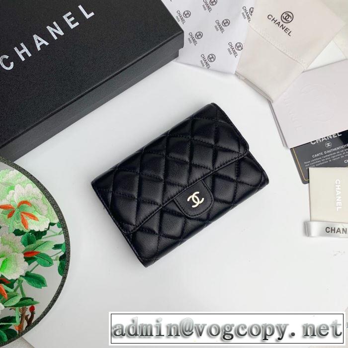 2019年夏の一押しファッションアイテム 素敵カジュアル春夏新品 CH CH 財布