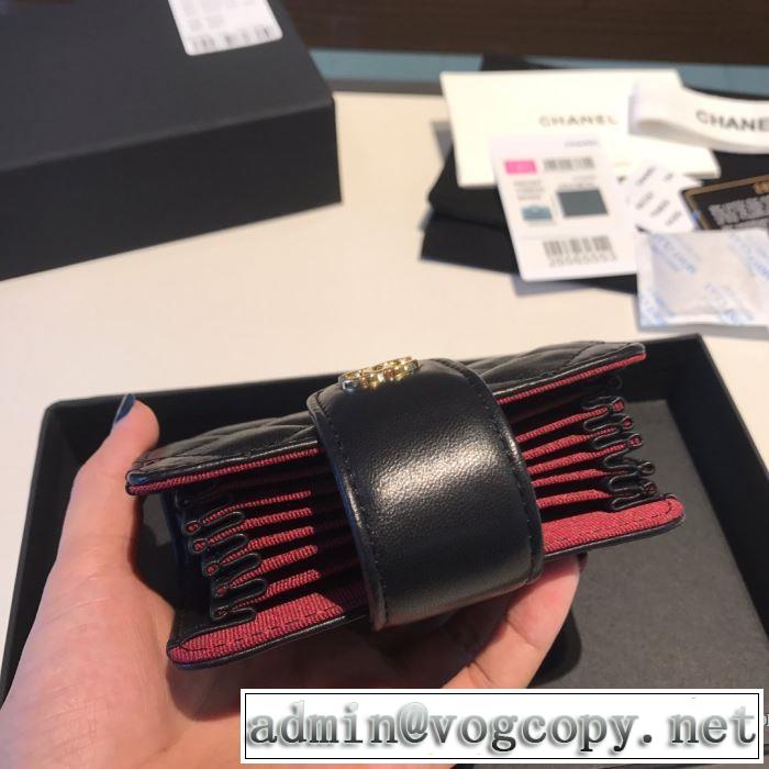 2019秋冬トレンドアイテム CH今年注目な新品セール  CH 2色可選 財布/ウォレット 秋冬とれんど新品目立ち