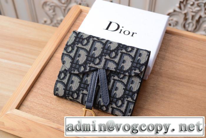 財布/ウォレット 最新秋冬トレンドをチェック！2019-20秋冬 ディオール DIOR 3色可選  絶対おさえるべきカラーと最新