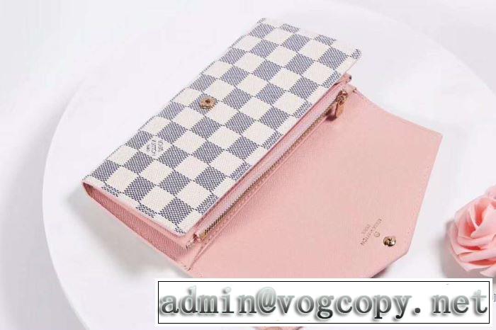 海外セレブは大人気 【2019年】夏のファッション ルイ ヴィトン LOUIS VUITTON 財布 4色可選