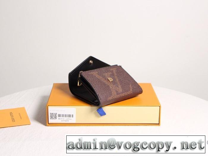 財布/ウォレット 秋冬ファッションコーディネート ルイ ヴィトン最重要！2019秋冬トレンド  LOUIS VUITTON  人気ファッション雑誌でも掲載