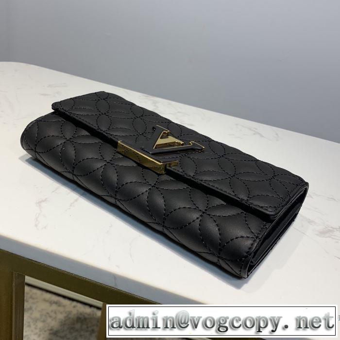 秋服コーデ2019年版 ルイ ヴィトン LOUIS VUITTON 大胆なチェックの人気トレンド 財布/ウォレット 4色可選 秋にはやる最新作を先取り