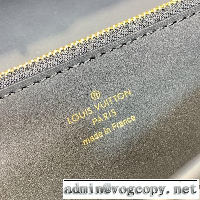 秋服コーデ2019年版 ルイ ヴィトン LOUIS VUITTON 大胆なチェックの人気トレンド 財布/ウォレット 4色可選 秋にはやる最新作を先取り