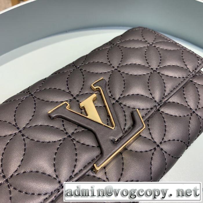 秋服コーデ2019年版 ルイ ヴィトン LOUIS VUITTON 大胆なチェックの人気トレンド 財布/ウォレット 4色可選 秋にはやる最新作を先取り
