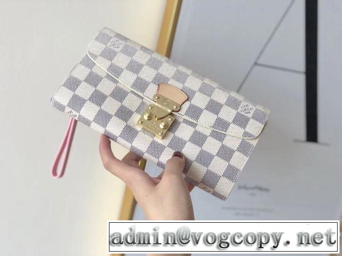 LOUIS VUITTON 優しい色味がかわいい ルイ ヴィトン  財布/ウォレット 2色可選 速報！2019年秋ファッショントレンド 秋冬もちろん主役級