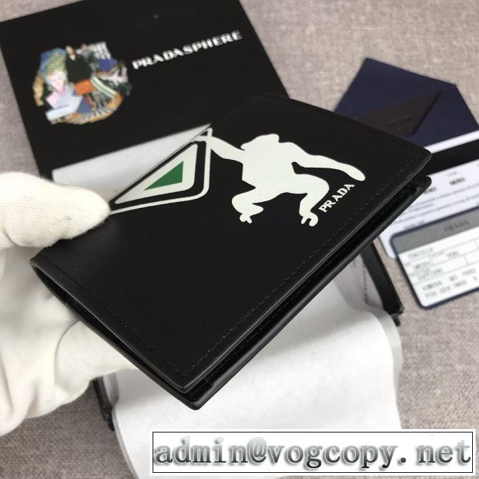 大胆なチェックの人気トレンド  プラダ PRADA 2019秋冬トレンドアイテム 財布/ウォレット 2色可選 今年注目な新品セール