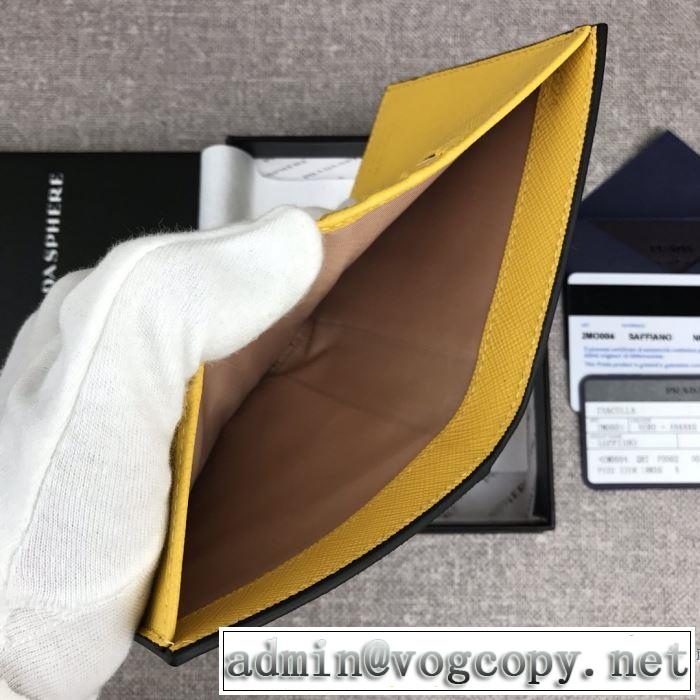 財布/ウォレット 秋冬とれんど新品目立ち プラダ PRADA 2019秋冬最重要アイテム  3色可選 2019秋冬トレンドデザイン