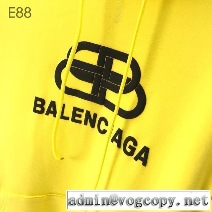 2019年春夏流行ファッション パーカー   おしゃれな大人の着こなし バレンシアガ BALENCIAGA  ファッションにトレンド