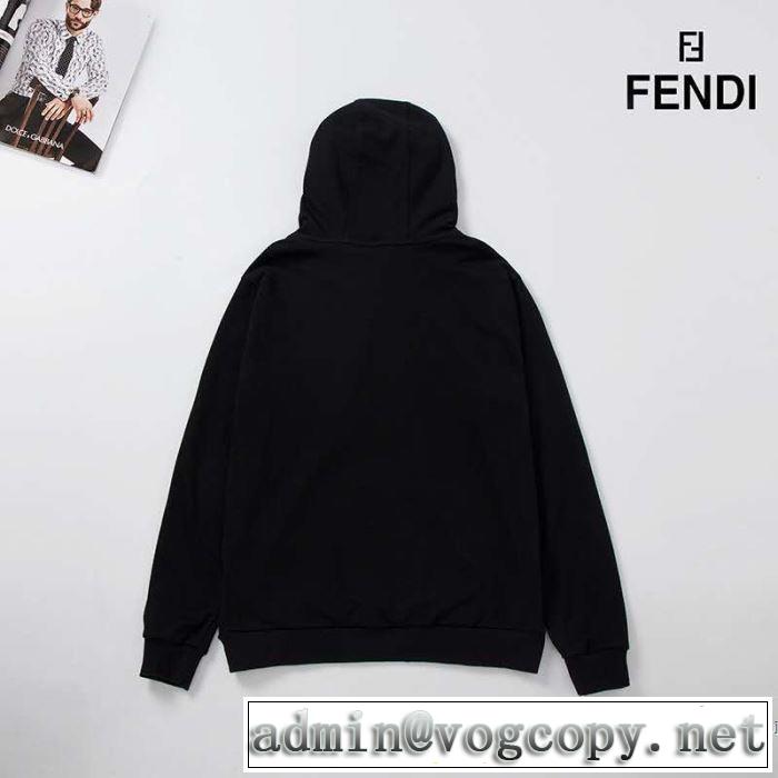 《2019年》今、注目のストリート 派手にはなりすぎず フェンディ FENDI パーカー  特に夏は人気アイテム