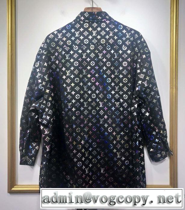 きちんと感が抜群 ルイ ヴィトン LOUIS VUITTON 2019年の夏のマスト  2色可選   ボタンパーカー