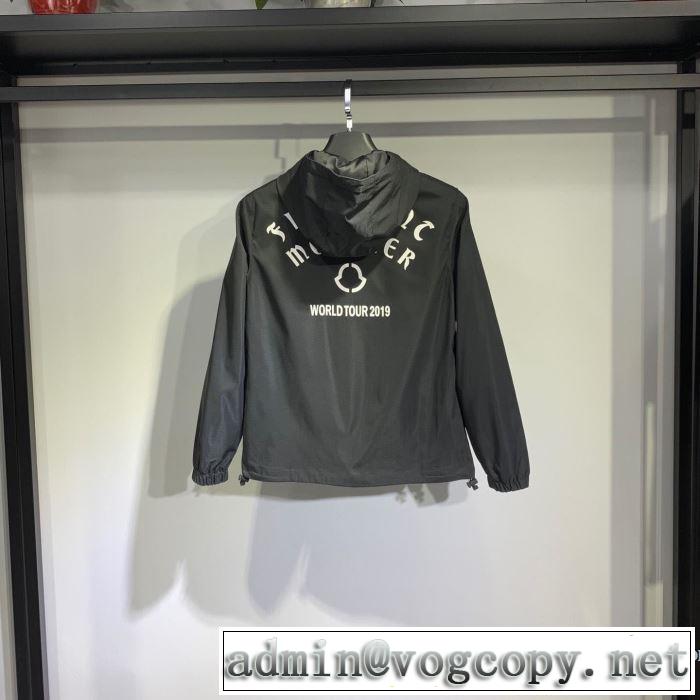 モンクレール MONCLER シンプルながら切れ味のいい  2色可選 フード付きコート2019年春夏シーズンの人気