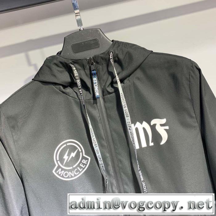モンクレール MONCLER シンプルながら切れ味のいい  2色可選 フード付きコート2019年春夏シーズンの人気