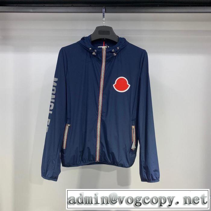 夏のコーデには欠かせない モンクレール リラックス感のある着こなし  MONCLER ハーフコート 抜け感スゴイ2色可選