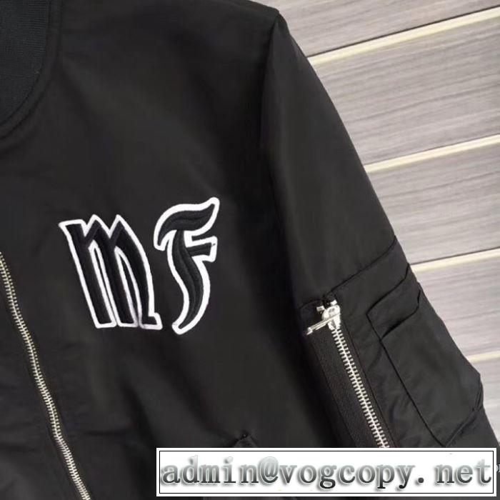 ハーフコート 清潔感のある肌見せ モンクレール おしゃれな夏ファッション2019 MONCLER 2色可選 風通しのよい
