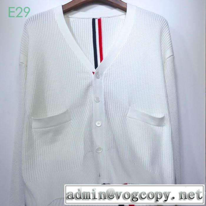 トムブラウン THOM BROWNE おしゃれな夏ファッション2019 ニットコート  気持ちいい真夏日にぴったり