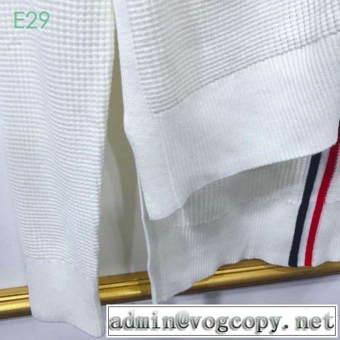 トムブラウン THOM BROWNE おしゃれな夏ファッション2019 ニットコート  気持ちいい真夏日にぴったり