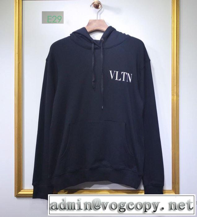 パーカー 夏っぽさ新作アイテム  ヴァレンティノ VALENTINO 今流行りの最新コレクション 2019春夏トレンドアイテム