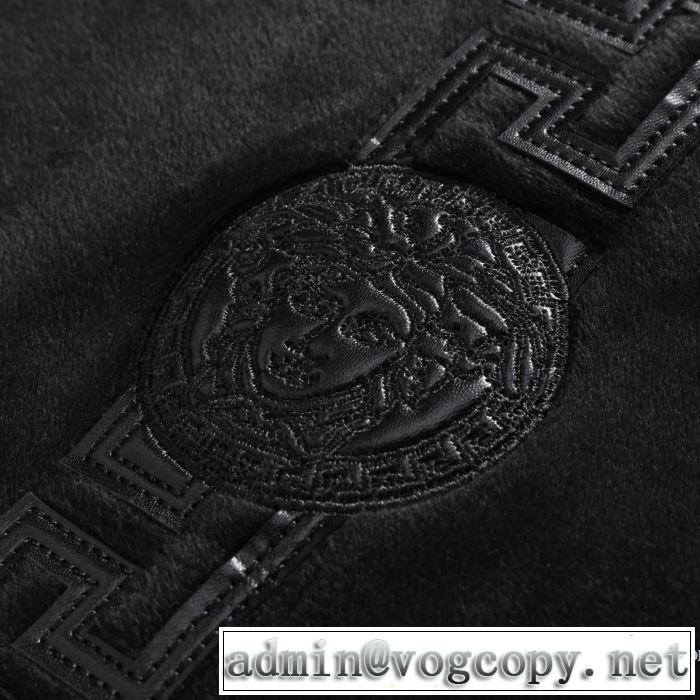 今っぽく新作アイテム 今年の正解大人気新作 上下セット 2019春夏は人気定番  ヴェルサーチVERSACE