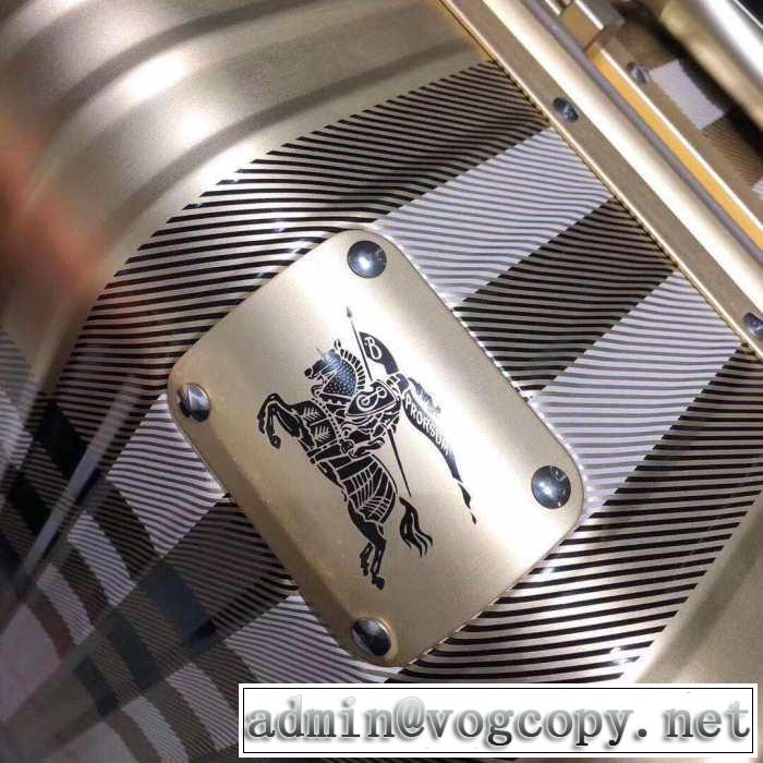 やっと見つけた国内即発 バーバリー格安SALE BURBERRY 正規品保証19春夏 スーツケース