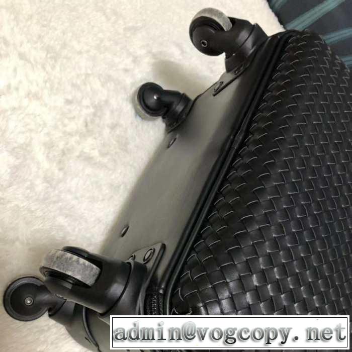 2019春夏の大注目トレンドBOTTEGA VENETA スーツケース ボッテガ ヴェネタすごく稀少カラー