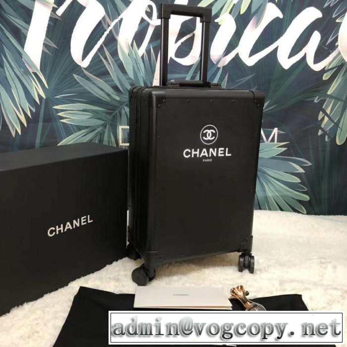 人気商品 CH CH2019春夏の大注目トレンド スーツケース 送料込み 希少品