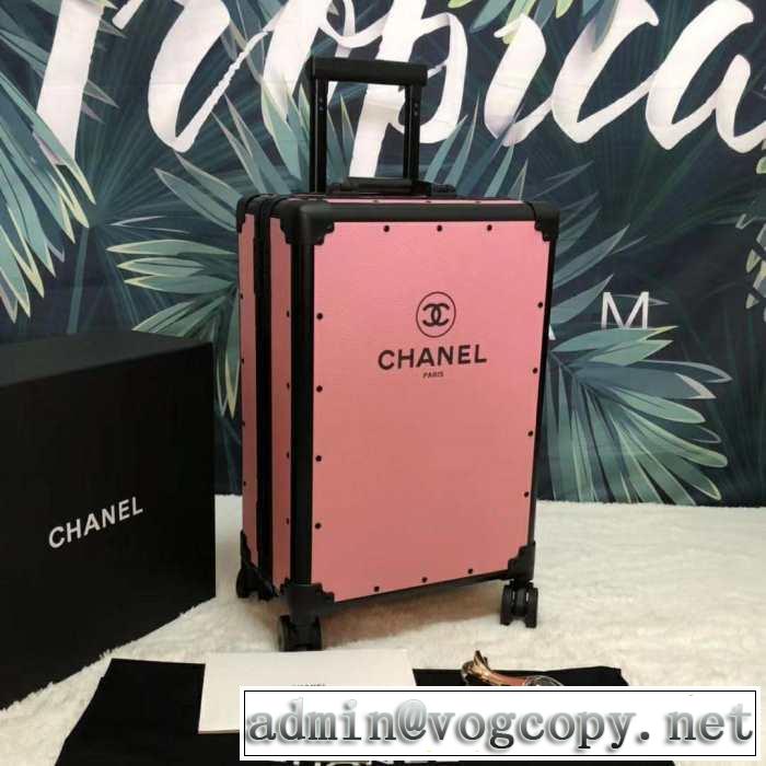 送料込み 希少品 CH2019春夏の大注目トレンド CHスーツケース NEW素敵
