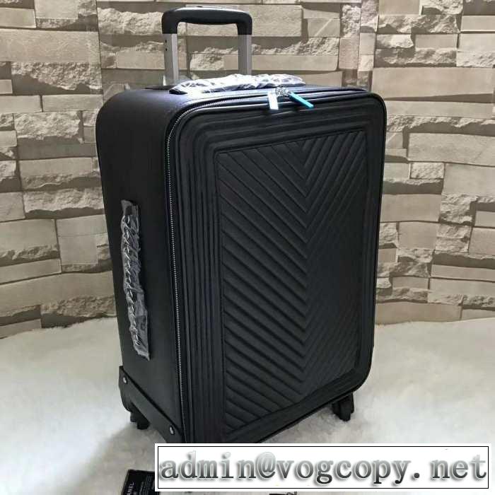 スーツケース CH馴染みやすいスタイル美品 CH 【2019春夏】最新コレクション セールで格安