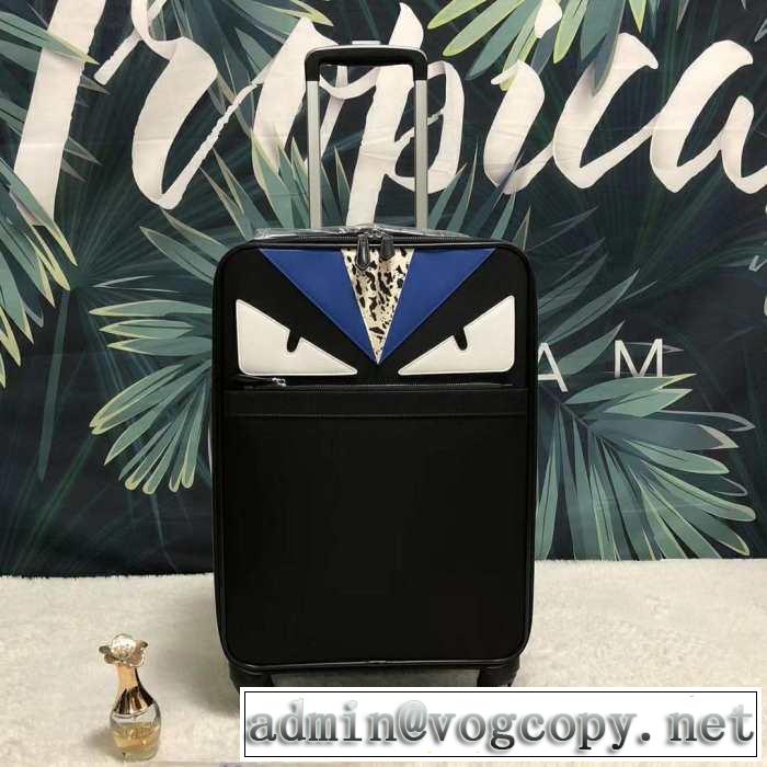 フェンディ FENDI 2019年最新ファッション スーツケース すごく稀少カラー やっと見つけた国内即発
