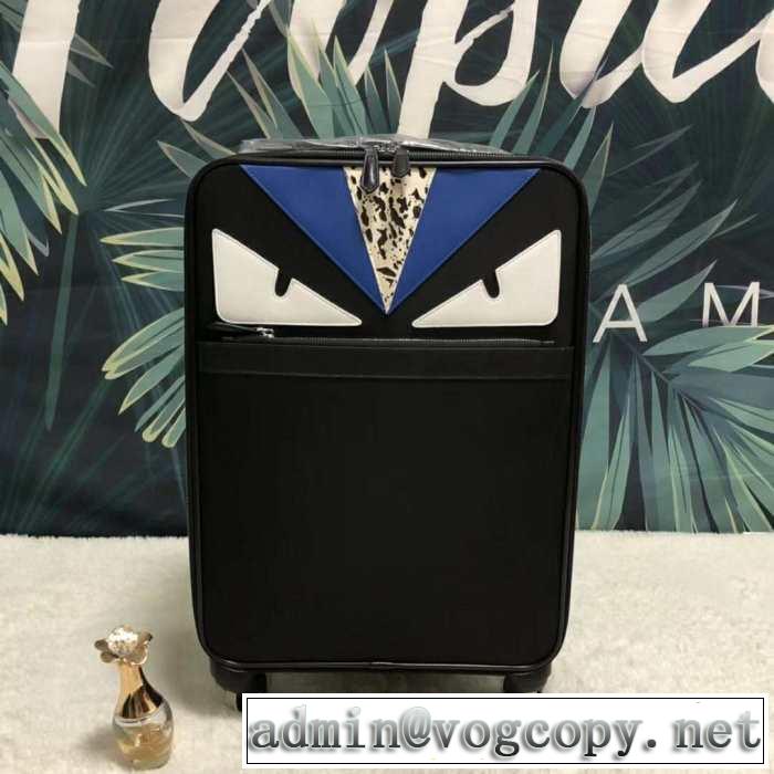 フェンディ FENDI 2019年最新ファッション スーツケース すごく稀少カラー やっと見つけた国内即発